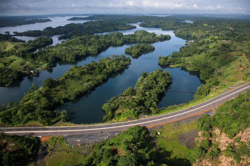 AU Madden-Colon. Panama